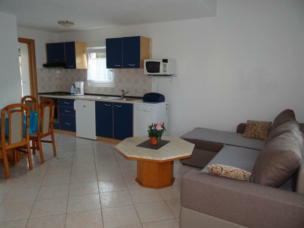 טרוגיר Vila Emilija מראה חיצוני תמונה